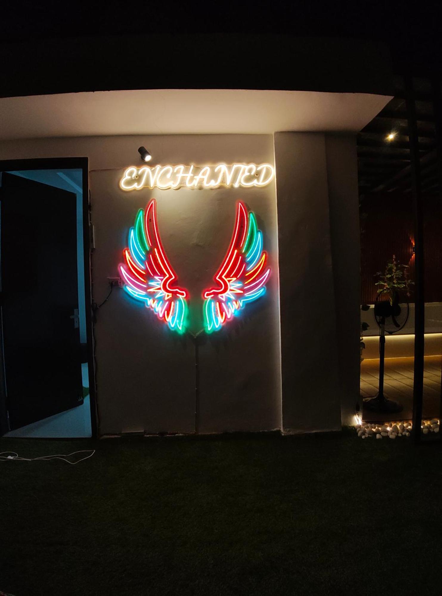 Hotel Enchanted The Roof Rekha, With Private Trace Garden Nuova Delhi Esterno foto